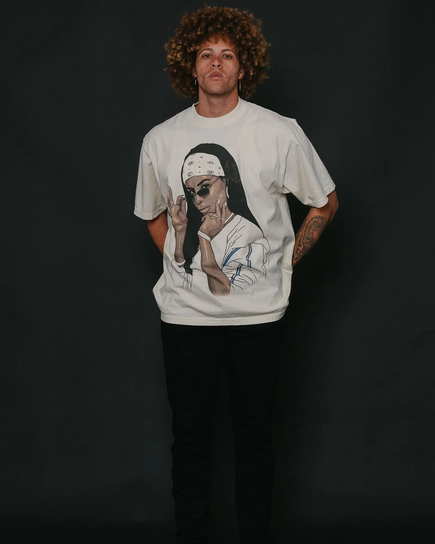 Aaliyah Big Face Oversized Cream Tee - Image 3