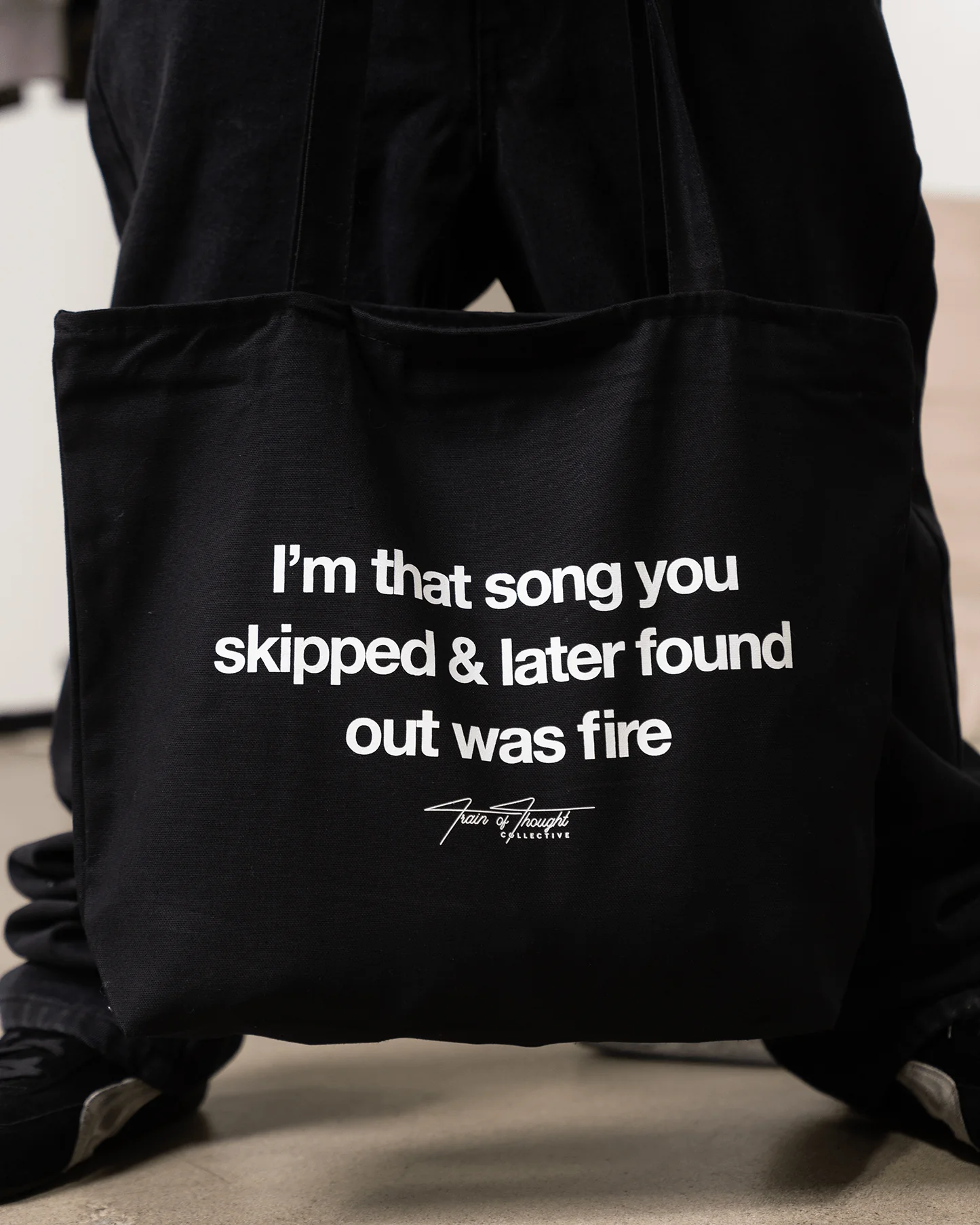 Don't Skip 24L Zippered Tote Bag - Image 6