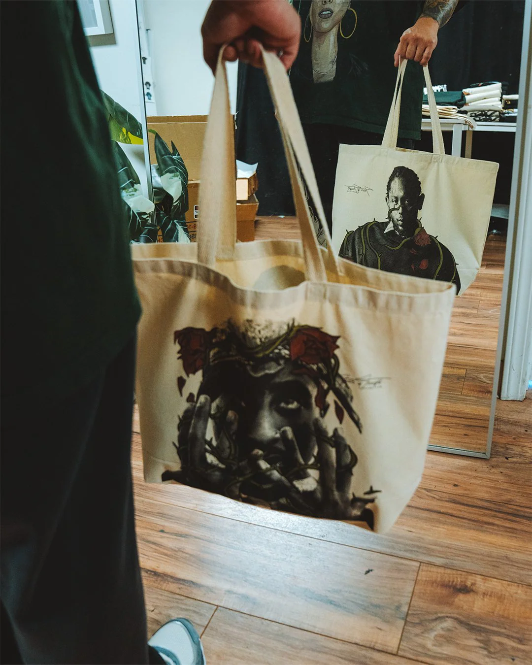 Dead Roses V1 Double-Sided Tote Bag - Image 3