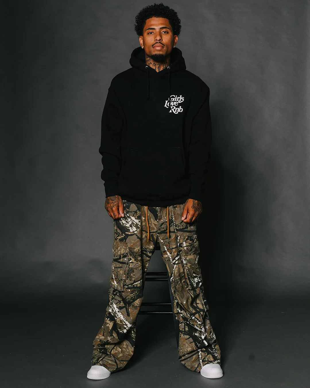 Girls Love Rnb Black Hoodie - Image 4