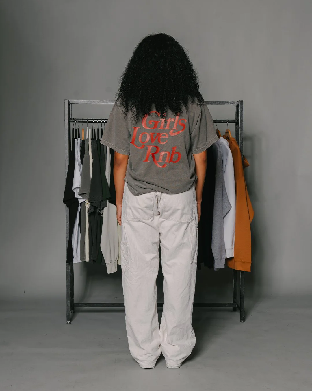 Girls Love Rnb V3 Oversized Cement Tee - Image 3