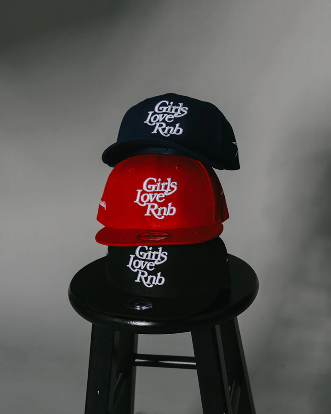 Girls Love Rnb V3 New Era Red Snapback - Image 3