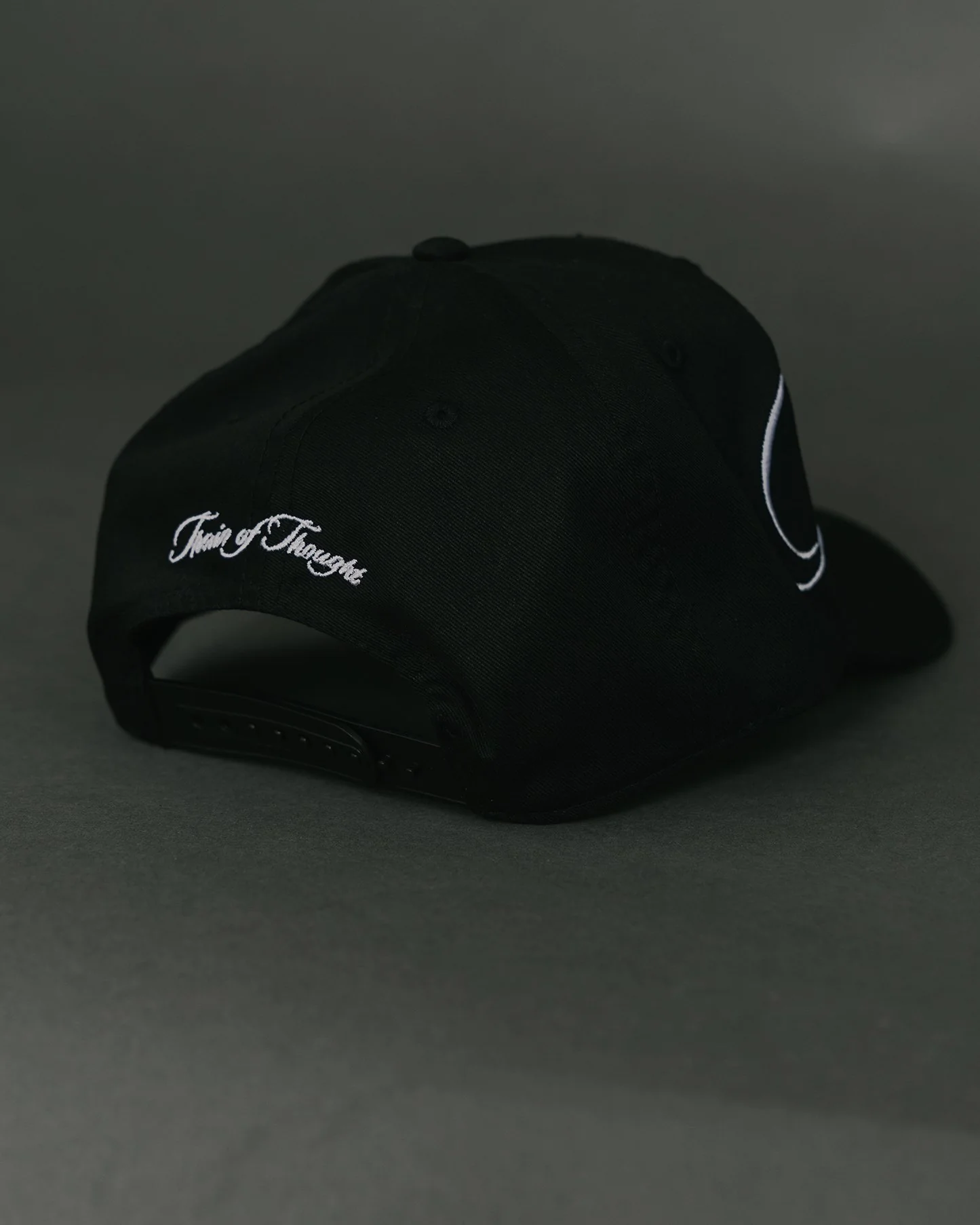 Relentless V1 Black Snapback - Image 4