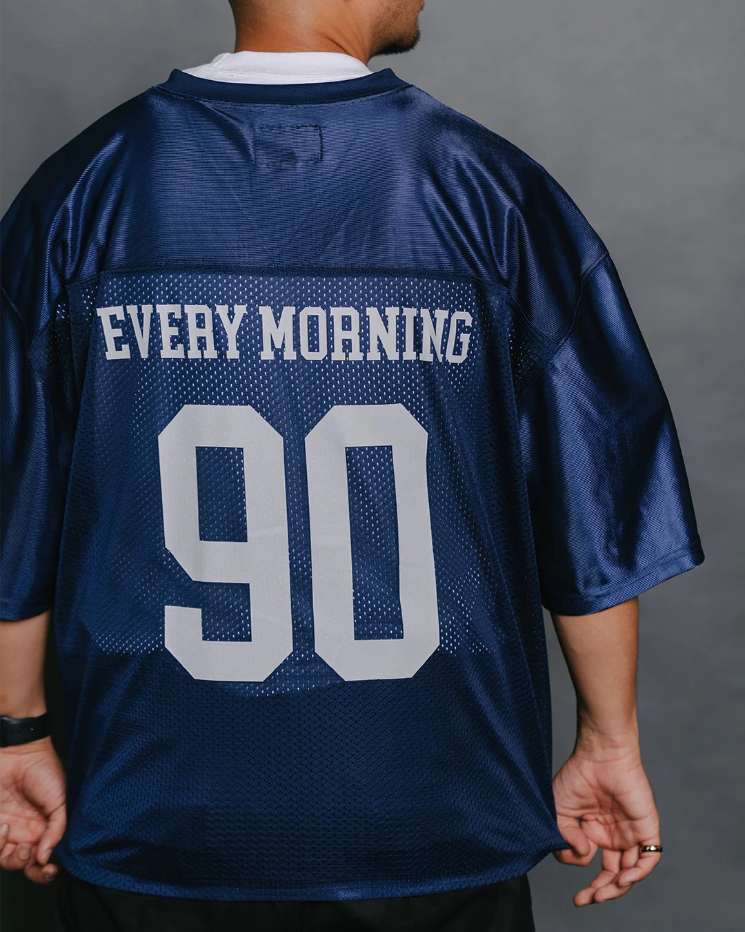 Nineties Rnb Every Morning Navy Blue Cropped Football Jersey - Image 5