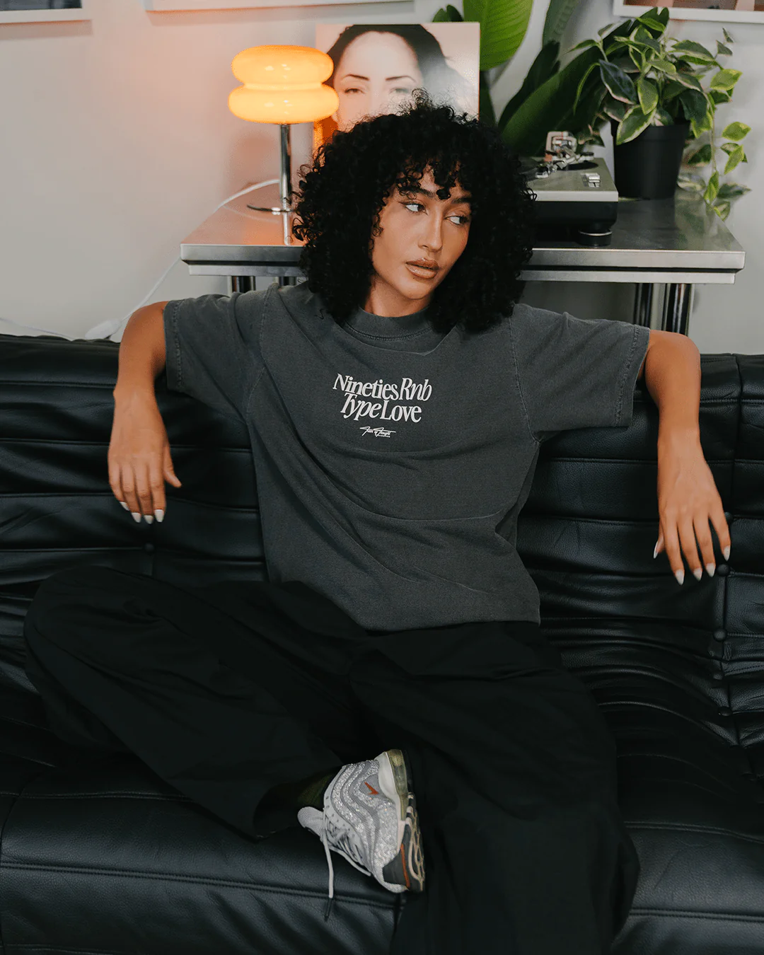Nineties Rnb Type Love Oversized Shadow Tee - Image 4