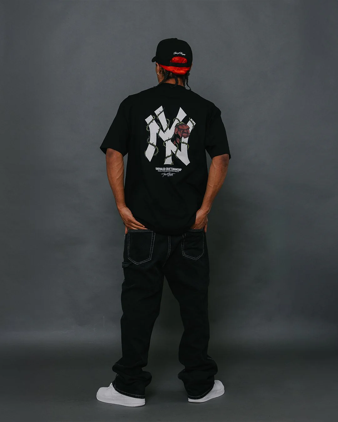 NY City Rose Black Tee - Image 3
