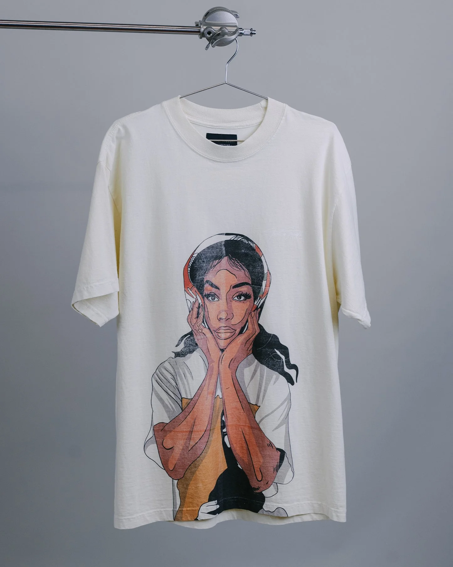SZA Big Face Oversized Cream Tee - Image 3